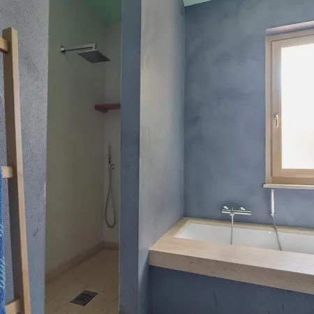 Hector's House By Domusicily *